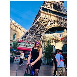 Meet your Posher, Liz